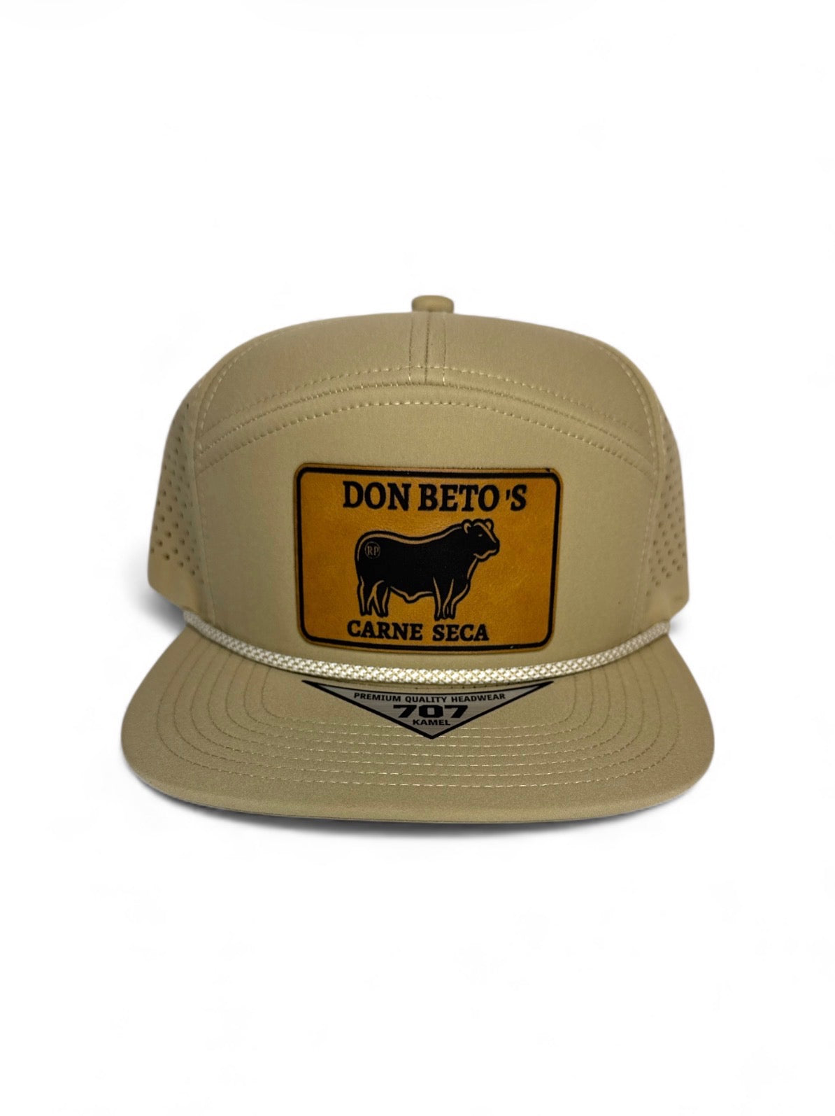 BEIGE SNAPBACK WITH BROWN PATCH AND WHITE ROPE